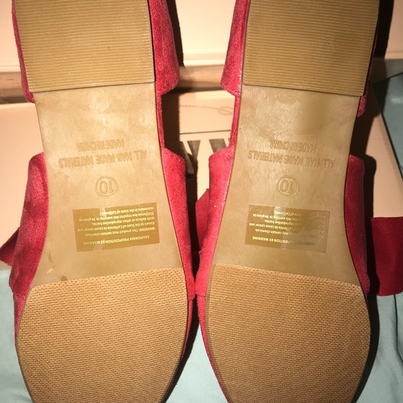 New Adorable Red suede flats - Picture 4 of 7